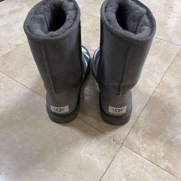 Uggs Custom Seattle Seahawks Boots - Picture 4 of 9